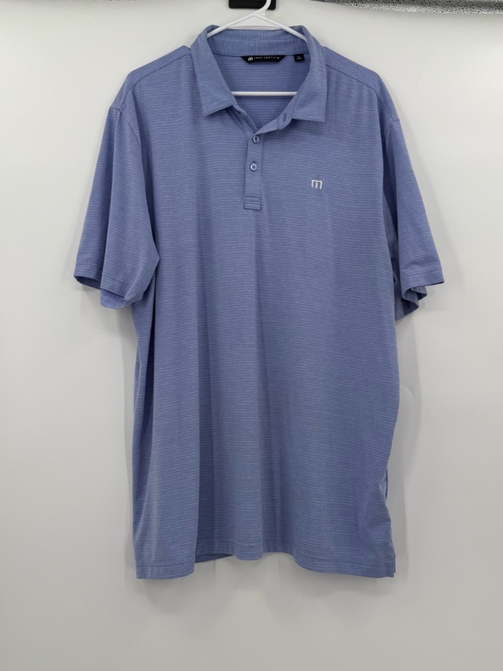 Travis Mathew blue striped polo xxl